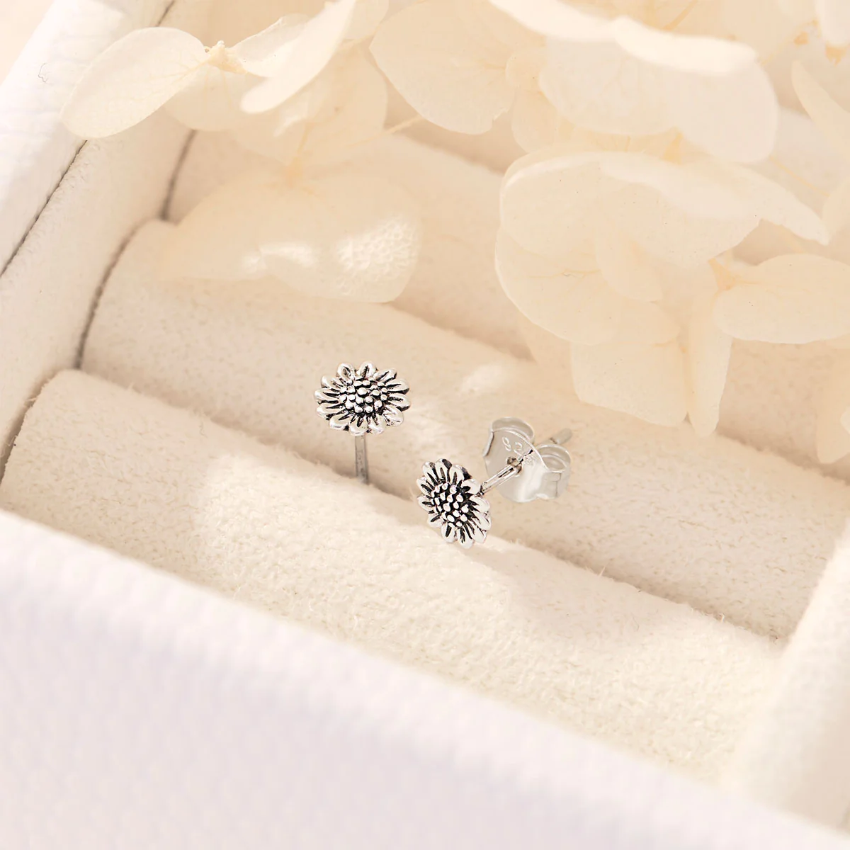 Dainty Sunflower Studs