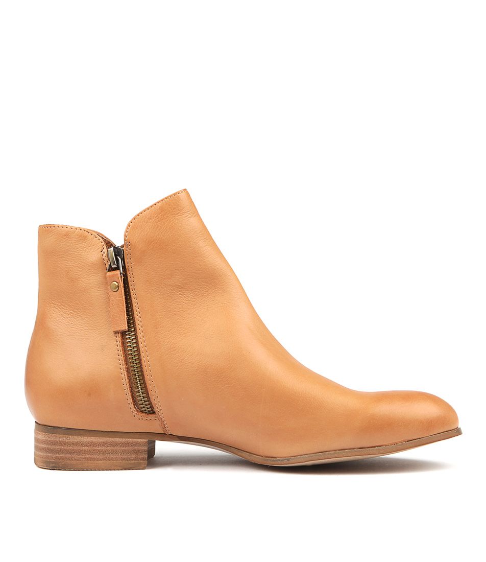 Fabian Boots - Tan